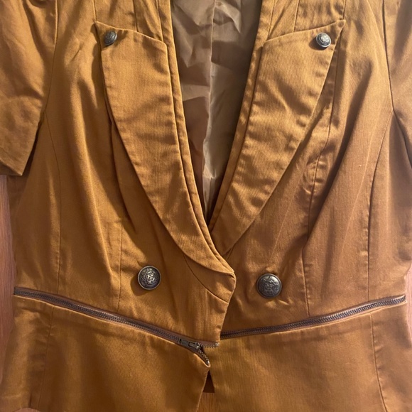 Brown Short Sleeve Women’s Jacket - Size Medium - Picture 6 of 13